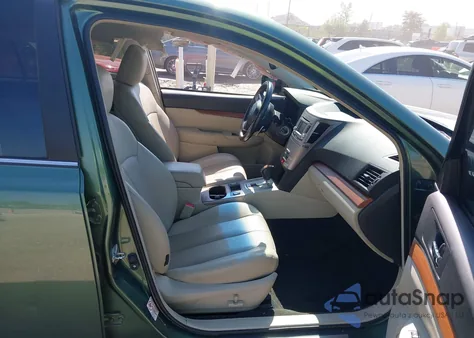 2014 Subaru Outback 2.5I Limited from USA, damaged, VIN 4S4BRBLC5E3320111